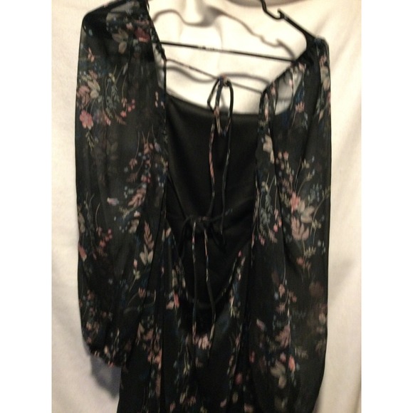 Forever 21 Black Floral Print Puff Sleeve Square Neck Mini Dress Women's Size S - Picture 4 of 7
